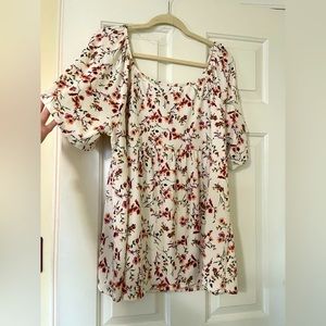 Ribbed HoneyMe White Floral Babydoll Top (NWOT)